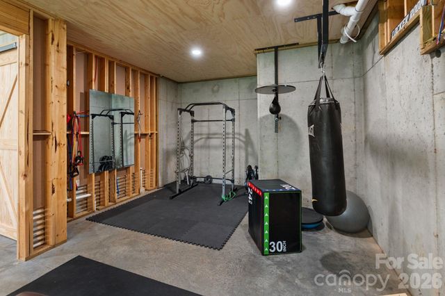 188 Honeysuckle Creek Loop, Mooresville, NC 28117