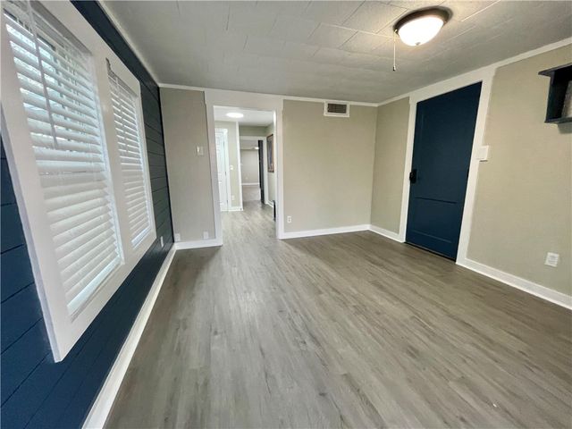 335 Stephens Loop, Lake City, TX 78368