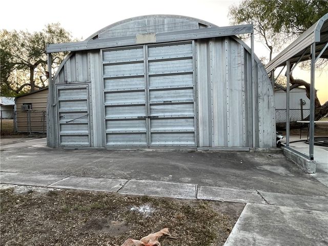 335 Stephens Loop, Lake City, TX 78368
