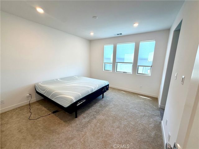 2048 Hollyleaf, Montebello, CA 90640