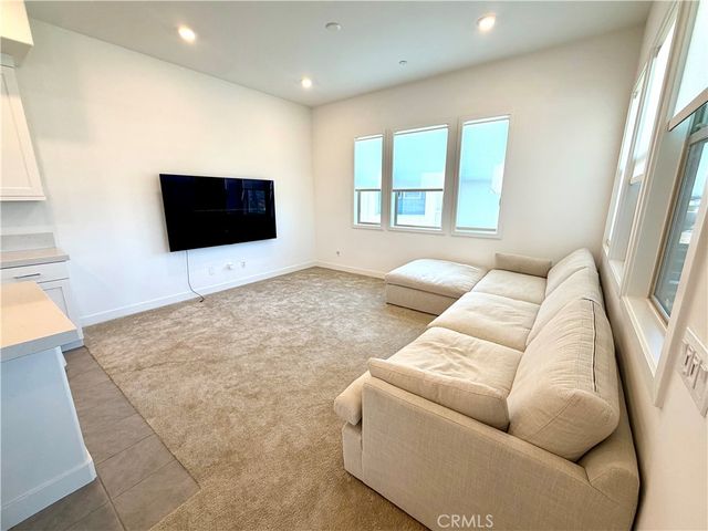 2048 Hollyleaf, Montebello, CA 90640