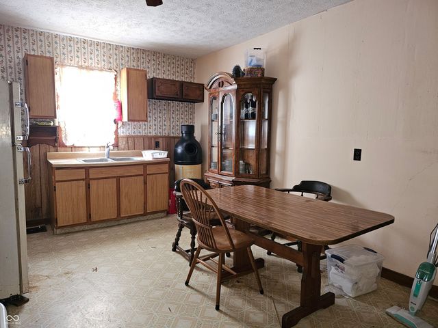 103 N Franklin Street, Fairland, IN 46126