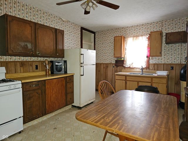 103 N Franklin Street, Fairland, IN 46126