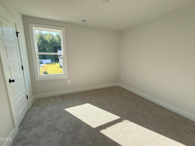 127 Grinnell Loop, Sanford, NC 27332