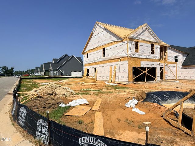 127 Grinnell Loop, Sanford, NC 27332