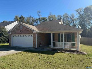 213 Shadowbrook Lane, Huntsville, AL 35811