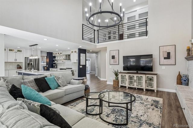 2340 Crestmont Lane, Highlands Ranch, CO 80126