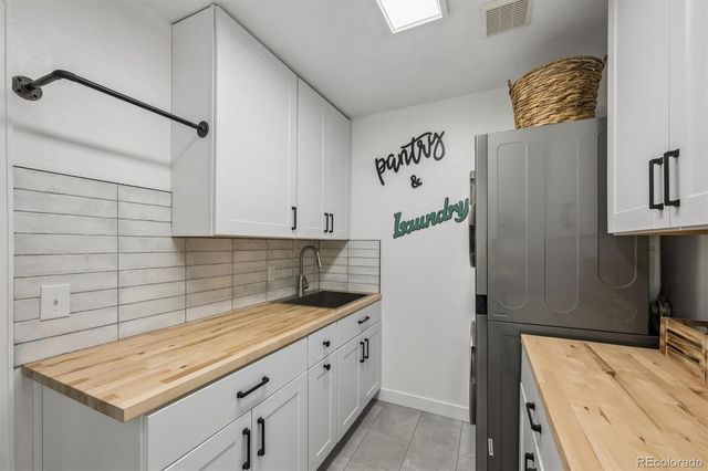 2340 Crestmont Lane, Highlands Ranch, CO 80126