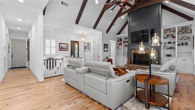 10588 Legacy Point, Northport, AL 35475