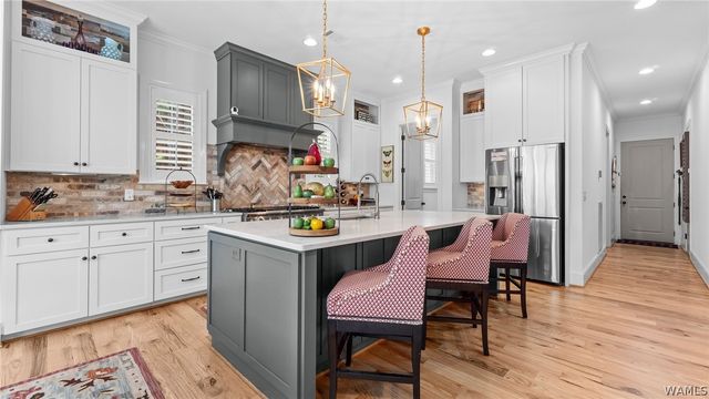 10588 Legacy Point, Northport, AL 35475