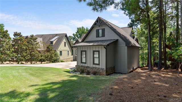 10588 Legacy Point, Northport, AL 35475