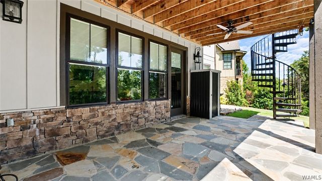 10588 Legacy Point, Northport, AL 35475