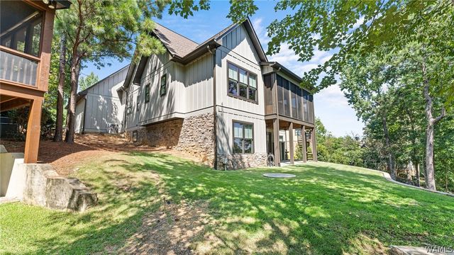 10588 Legacy Point, Northport, AL 35475