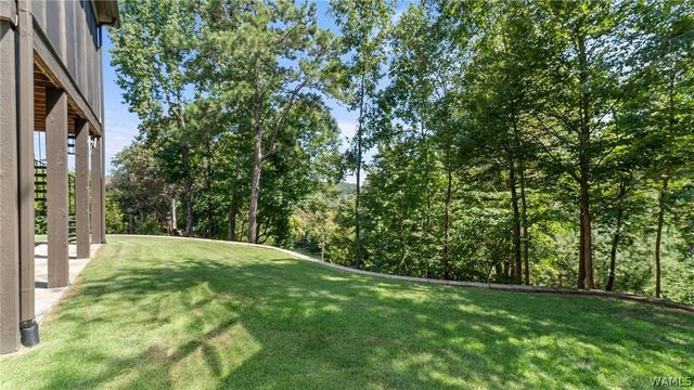 10588 Legacy Point, Northport, AL 35475