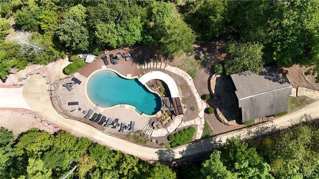 10588 Legacy Point, Northport, AL 35475