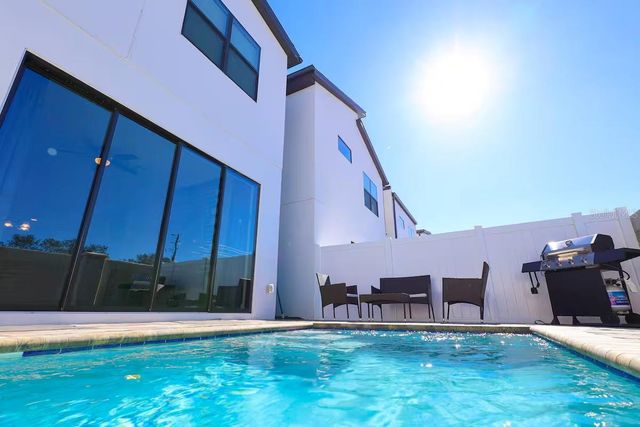 216 VILLA DOMANI CIRCLE, Davenport, FL 33896