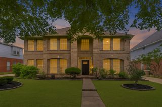 1826 Cheyenne River Circle, Sugar Land, TX 77478