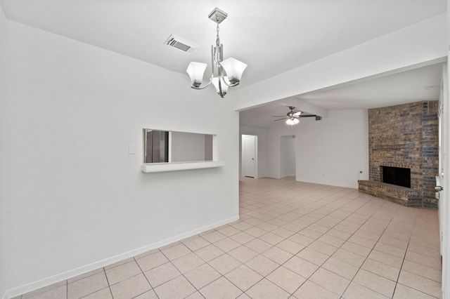 3 W Woodtimber Court, The Woodlands, TX 77381