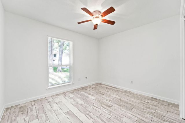 3 W Woodtimber Court, The Woodlands, TX 77381