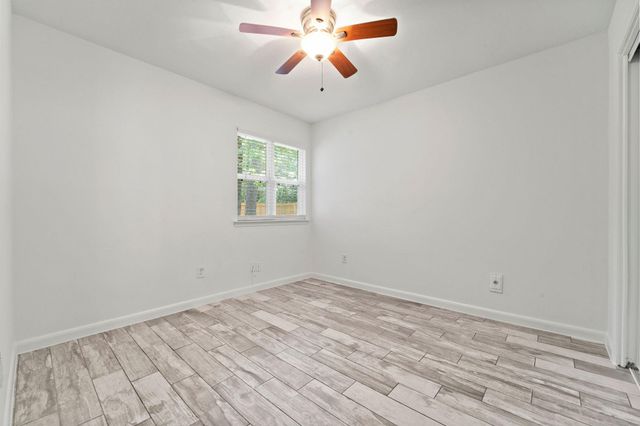 3 W Woodtimber Court, The Woodlands, TX 77381