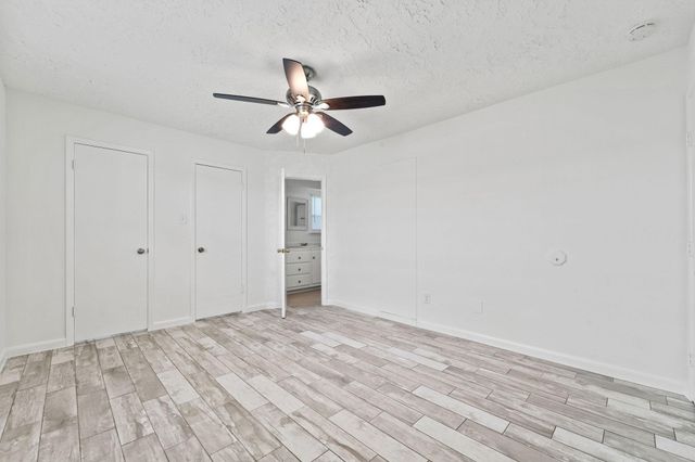 3 W Woodtimber Court, The Woodlands, TX 77381