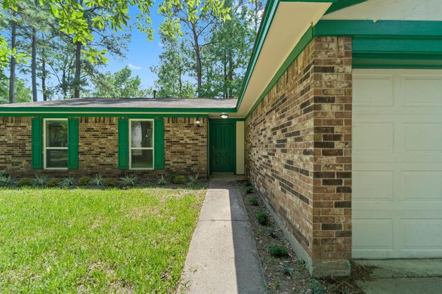 3 W Woodtimber Court, The Woodlands, TX 77381