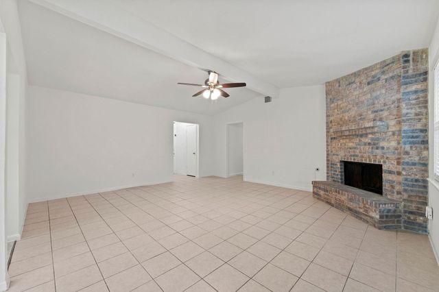 3 W Woodtimber Court, The Woodlands, TX 77381