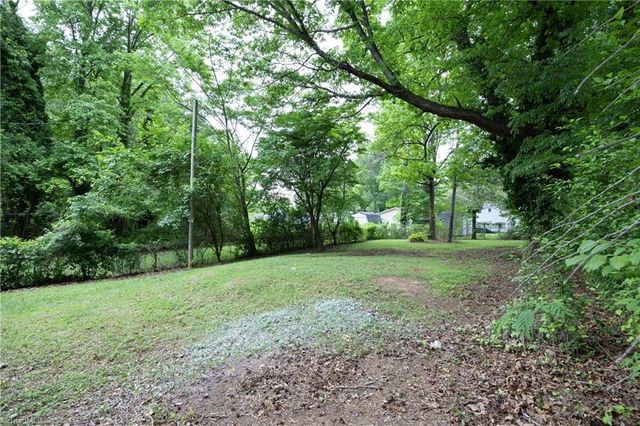 1312 Woodside Drive, Greensboro, NC 27405