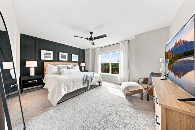 2217 Gateway Curve, North Saint Paul, MN 55109