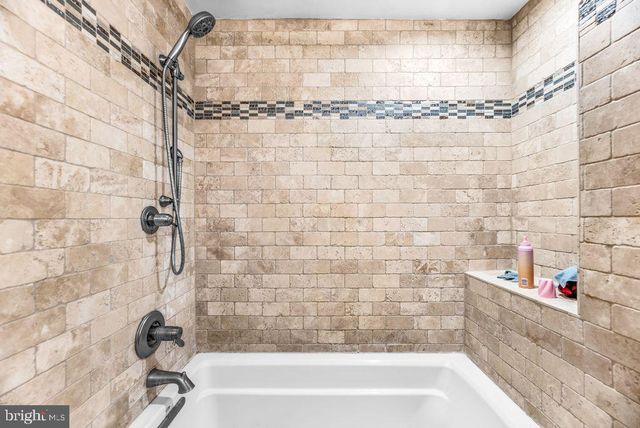 5330 COVE VIEW DR, Saint Leonard, MD 20685