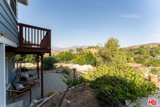 9866 Mcbroom Street, Sunland (los Angeles), CA 91040