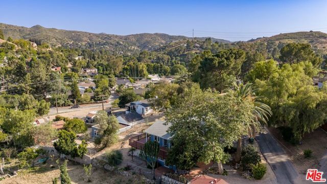 9866 Mcbroom Street, Sunland (los Angeles), CA 91040