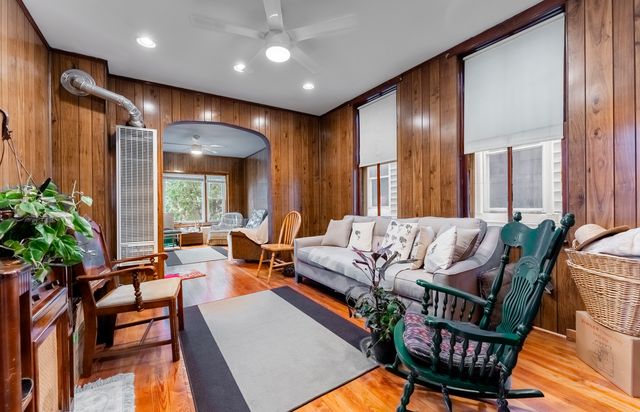 1814 N Richmond Street, Chicago, IL 60647