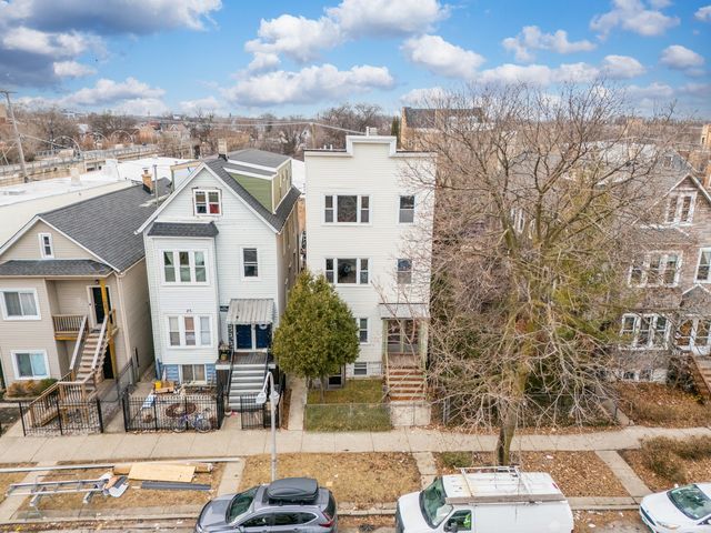 1814 N Richmond Street, Chicago, IL 60647