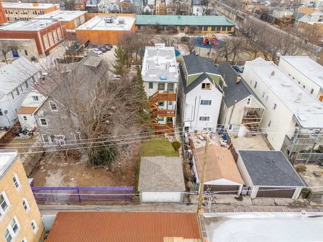 1814 N Richmond Street, Chicago, IL 60647