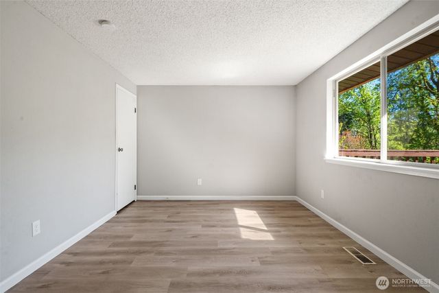 2103 Ponderosa Drive SE, Port Orchard, WA 98366