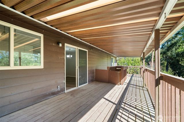 2103 Ponderosa Drive SE, Port Orchard, WA 98366