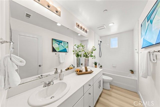 114 Cultivate, Irvine, CA 92618