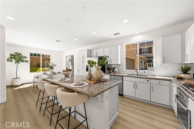 114 Cultivate, Irvine, CA 92618