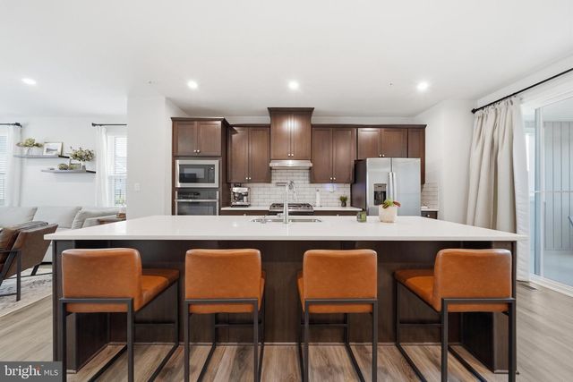 7320 ISABELLA RD, Laurel, MD 20723