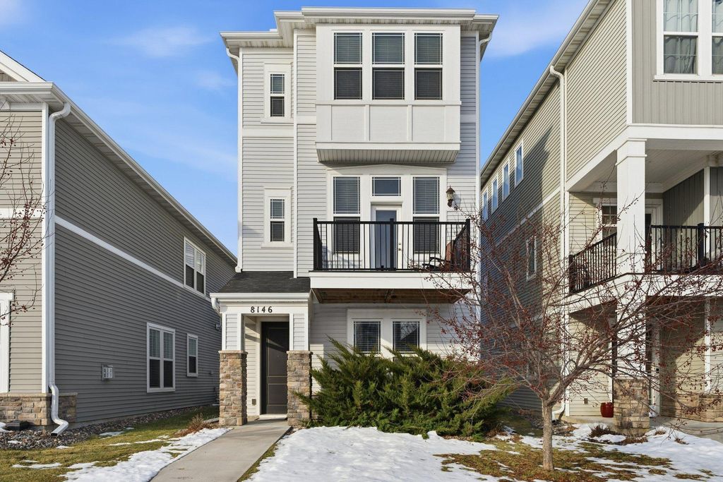 8146 Balsam Lane N, Maple Grove, MN 55369