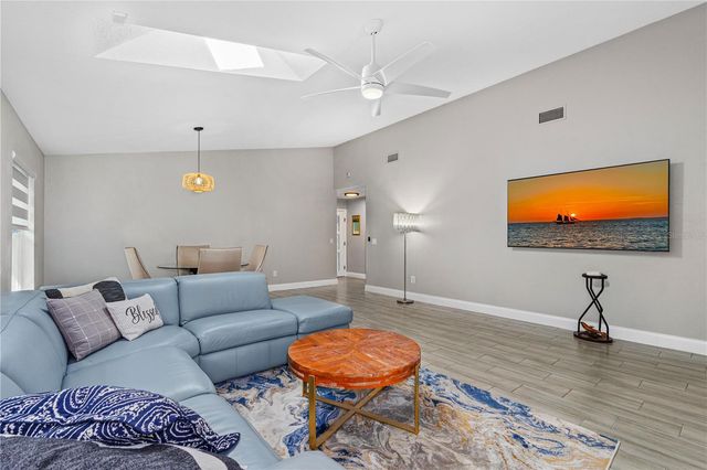 799 E 22ND AVENUE, New Smyrna Beach, FL 32169