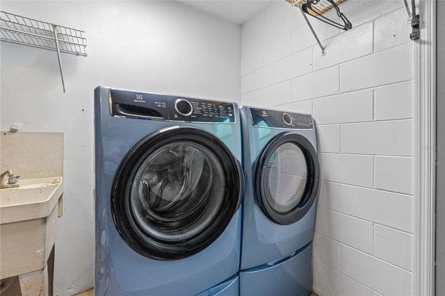 799 E 22ND AVENUE, New Smyrna Beach, FL 32169