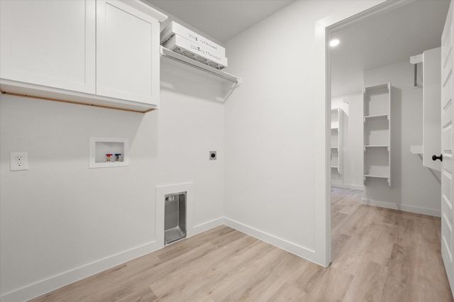 2002 Cottonwood Avenue, Wolfforth, TX 79382