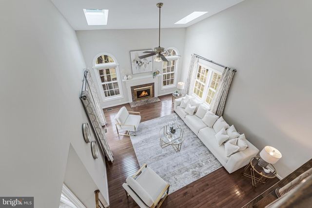 4715 LEWIS WOODS CT, Chantilly, VA 20151