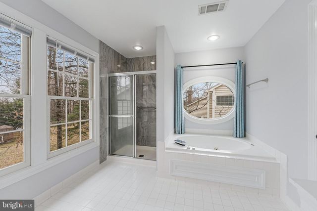 4715 LEWIS WOODS CT, Chantilly, VA 20151