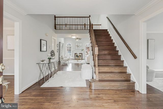 4715 LEWIS WOODS CT, Chantilly, VA 20151