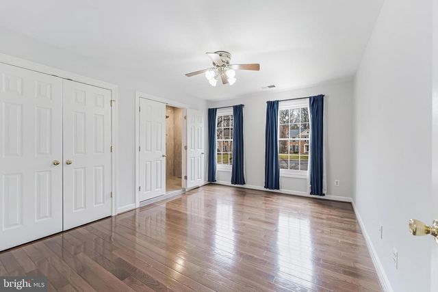 4715 LEWIS WOODS CT, Chantilly, VA 20151