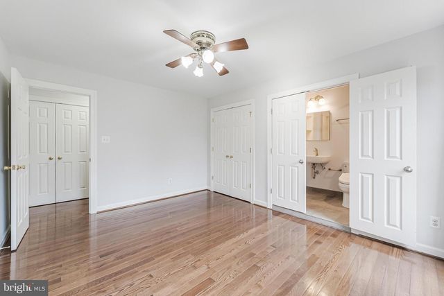 4715 LEWIS WOODS CT, Chantilly, VA 20151