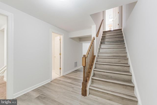 4715 LEWIS WOODS CT, Chantilly, VA 20151